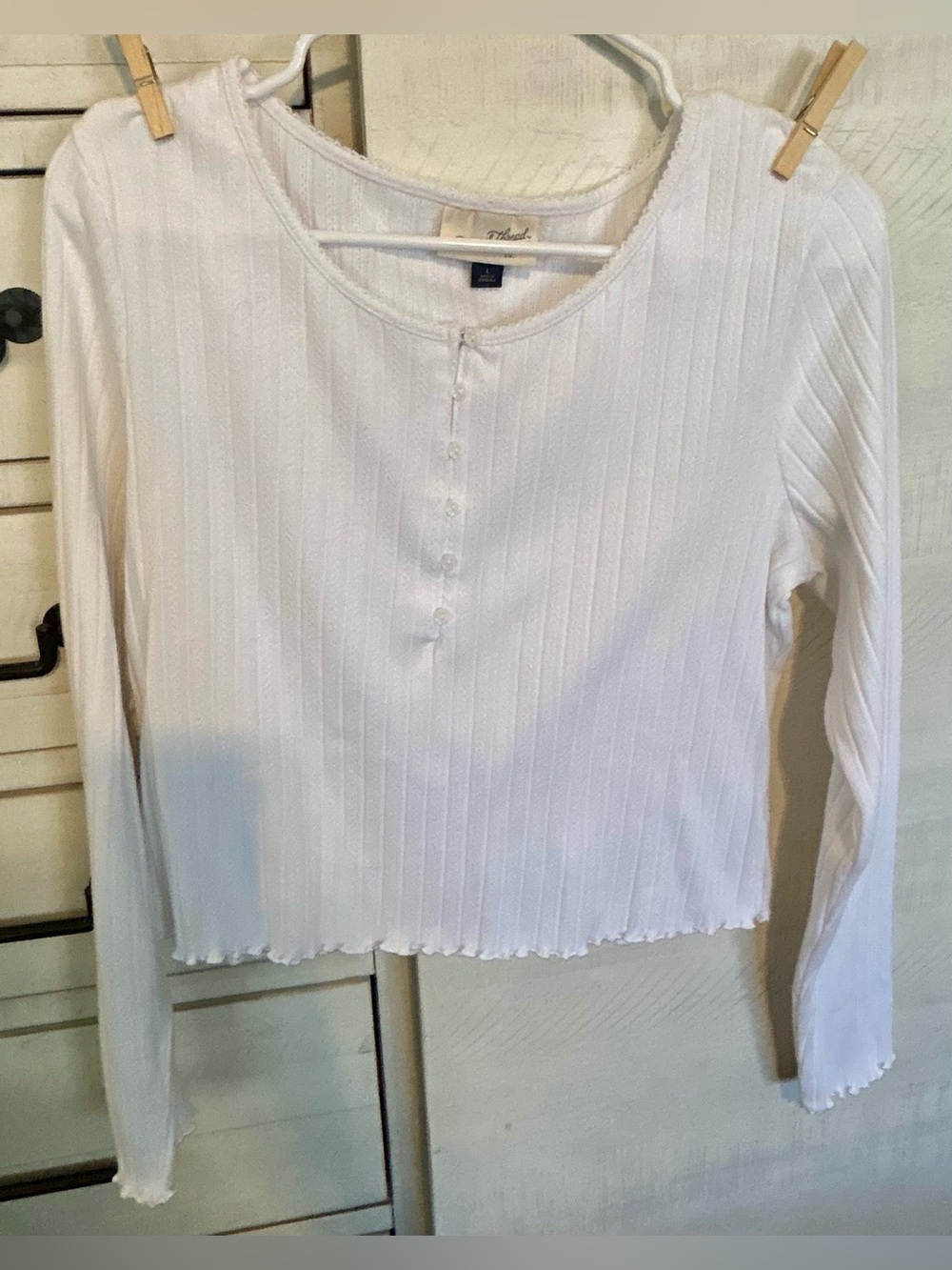 Universal Thread White Ribbed Long-Sleeve Henley Tee
